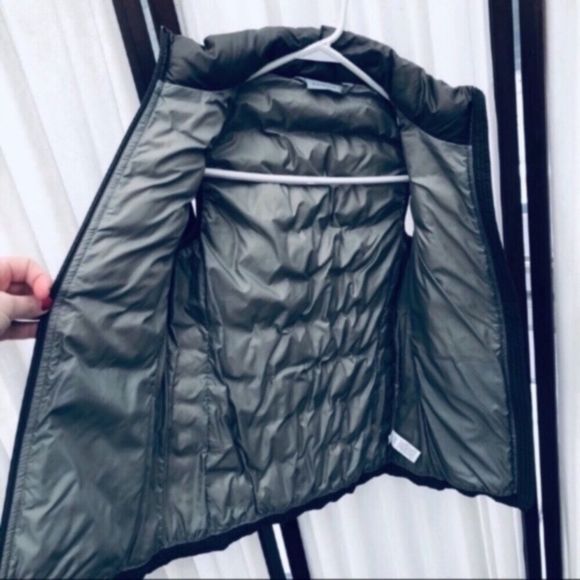 Athleta Downalicious Deluxe Down Puffer Vest - Picture 3 of 7